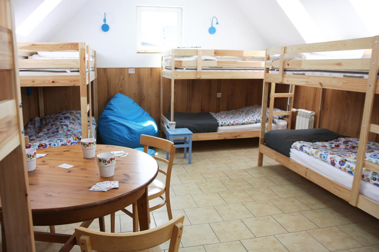 פוזנן Folk Hostel מראה חיצוני תמונה