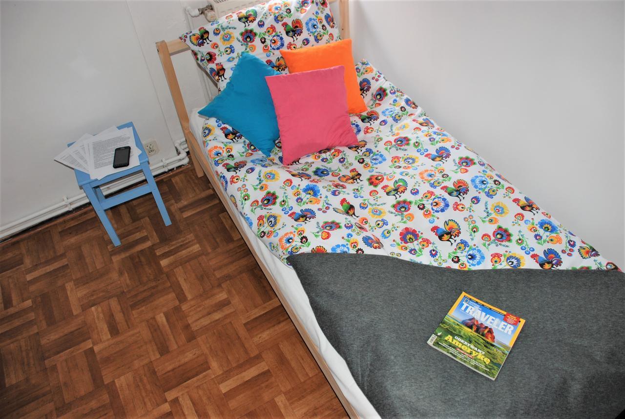פוזנן Folk Hostel מראה חיצוני תמונה