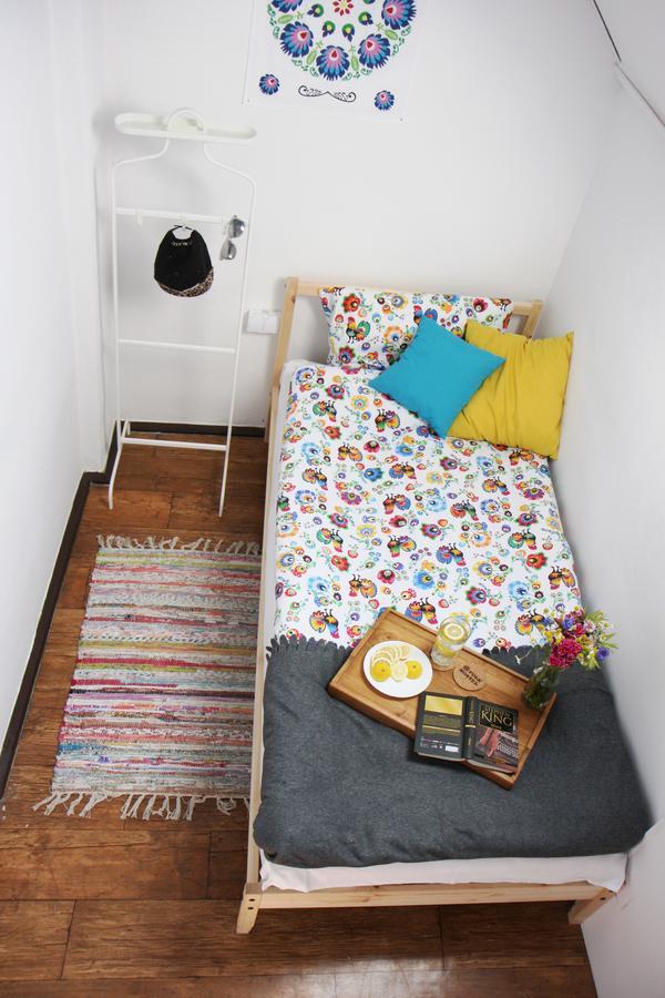פוזנן Folk Hostel מראה חיצוני תמונה