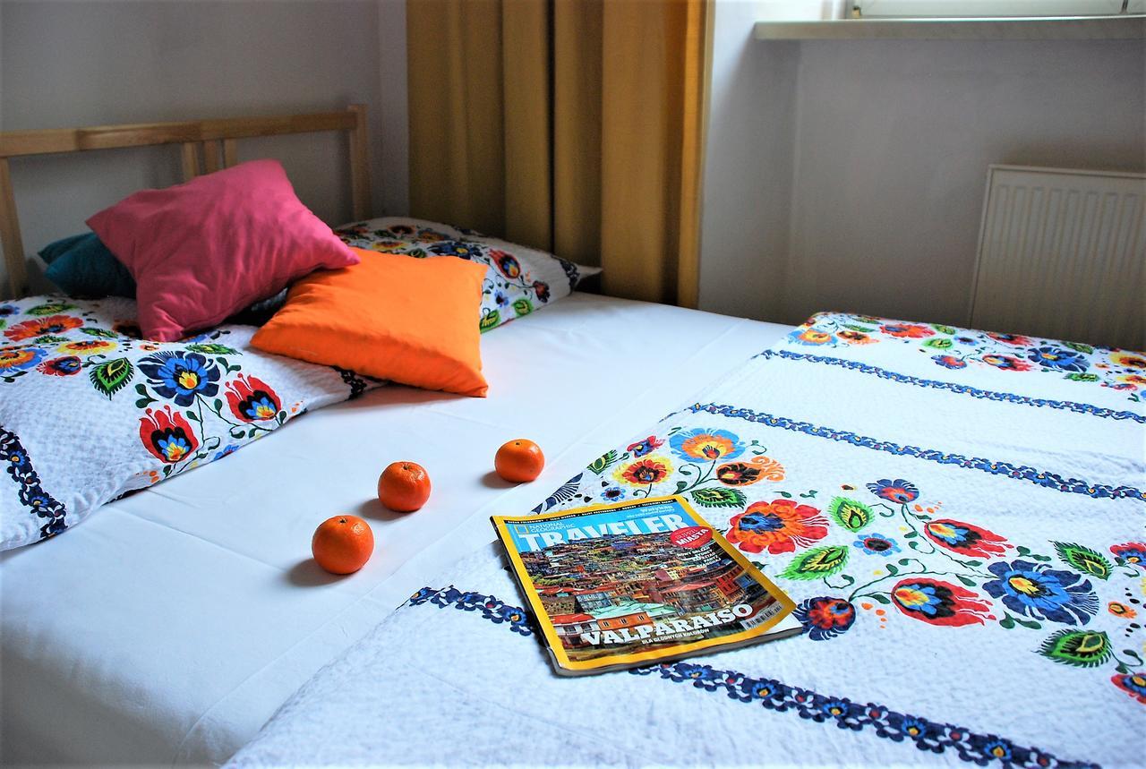 פוזנן Folk Hostel מראה חיצוני תמונה